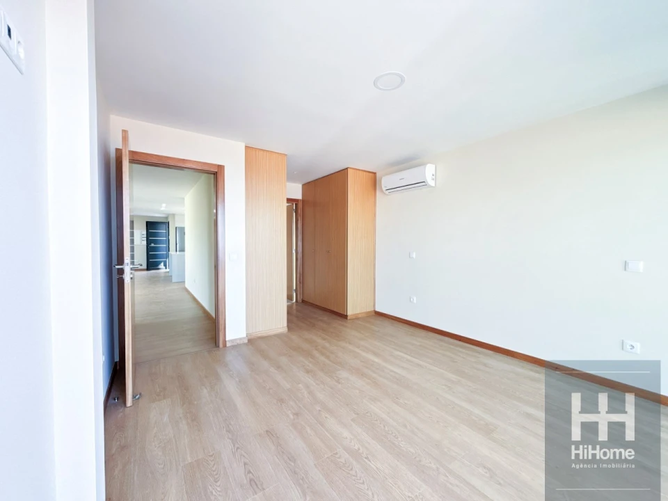 Apartamento T2 para Venda em Funchal (Santa Maria Maior) Foto 23