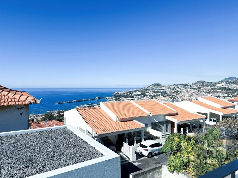 Apartamento T2 para Venda em Funchal (Santa Maria Maior) Foto 24