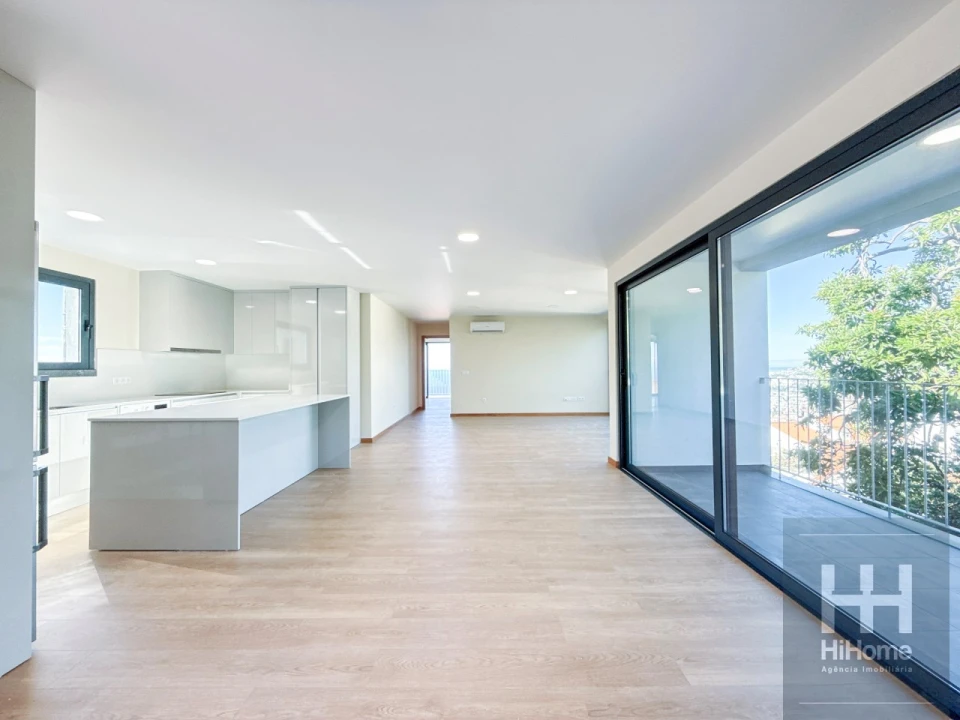 Apartamento T2 para Venda em Funchal (Santa Maria Maior) Foto 4