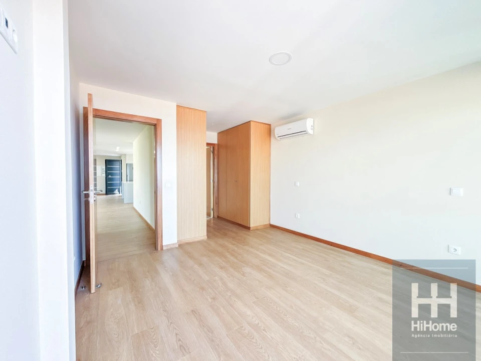 Apartamento T2 para Venda em Funchal (Santa Maria Maior) Foto 17