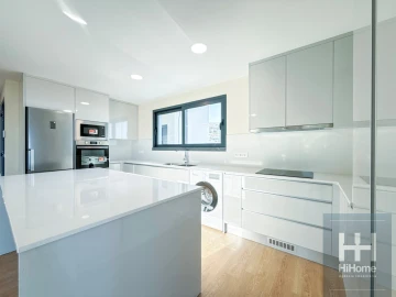 Apartamento T2 para Venda em Funchal (Santa Maria Maior)