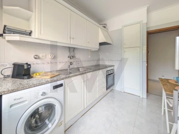 Apartamento T1 para Venda em Cacém e São Marcos