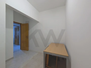 Apartamento T1 para Venda em Cacém e São Marcos
