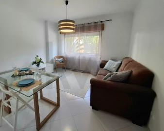 Apartamento T1 para Venda em Cacém e São Marcos