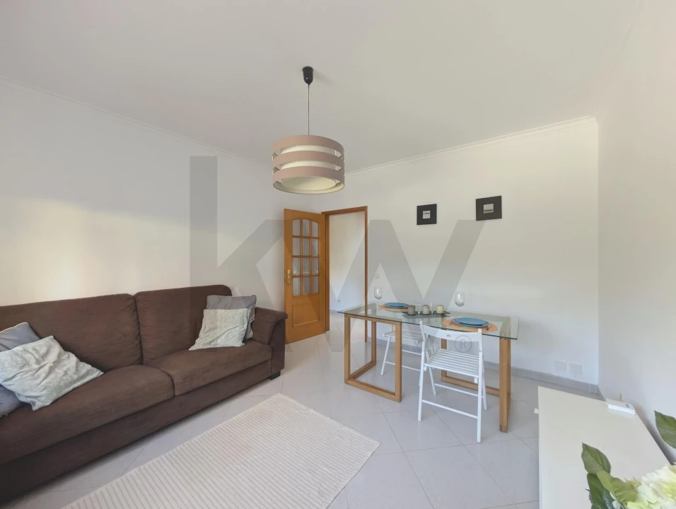 Apartamento T1 para Venda em Cacém e São Marcos Foto 14