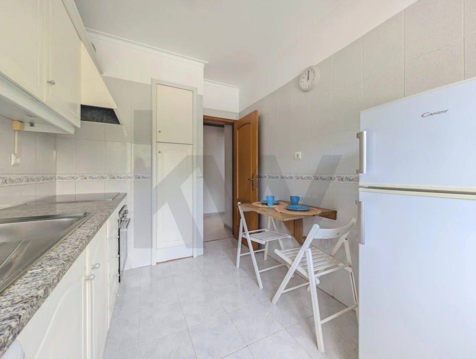 Apartamento T1 para Venda em Cacém e São Marcos Foto 26