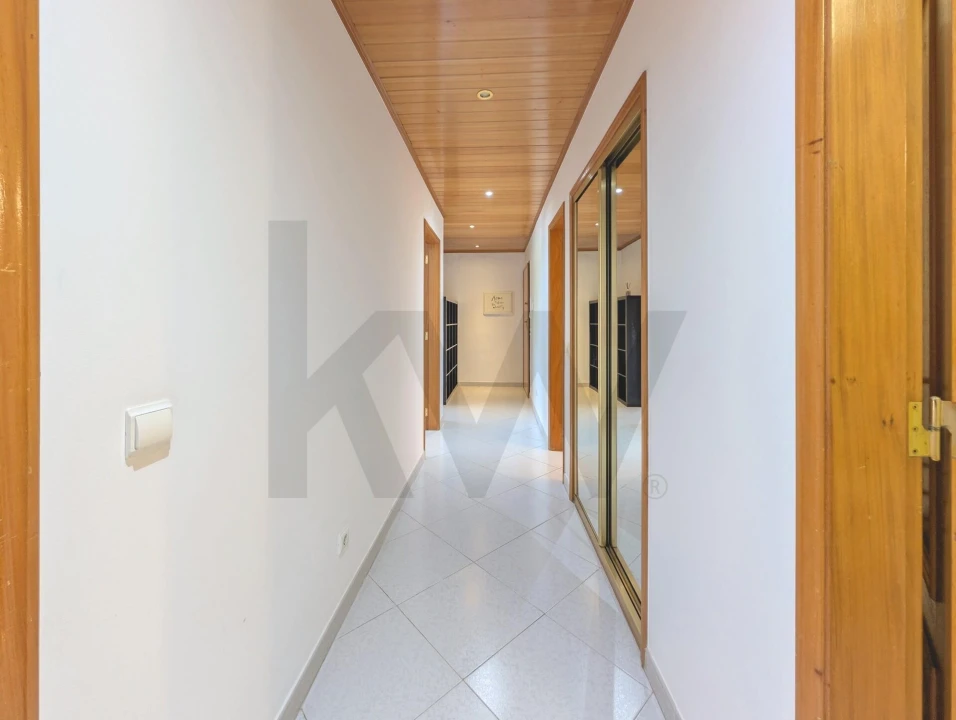 Apartamento T1 para Venda em Cacém e São Marcos Foto 11