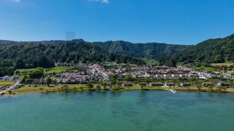 Moradia T3 para Venda em Sete Cidades