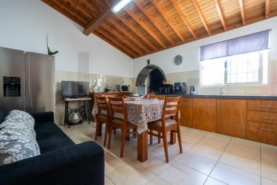 Moradia T3 para Venda em Sete Cidades