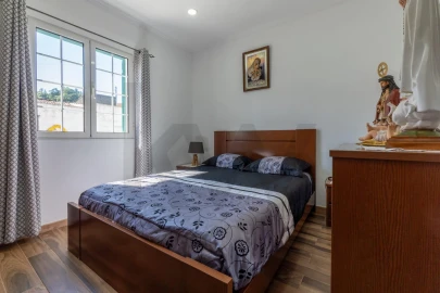 Moradia T3 para Venda em Sete Cidades