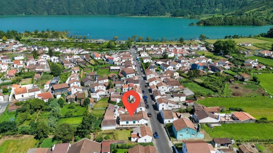 Moradia T3 para Venda em Sete Cidades Foto 35
