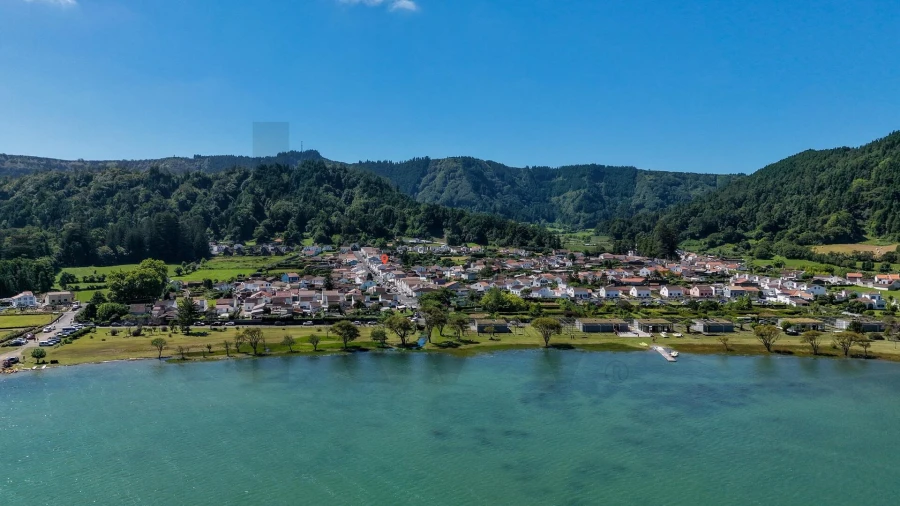 Moradia T3 para Venda em Sete Cidades Foto 34