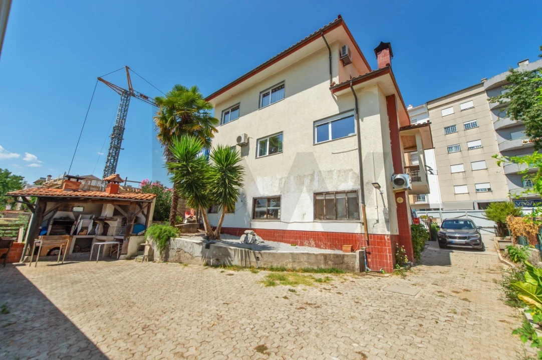 Moradia T4 para Venda em Viseu Foto 30