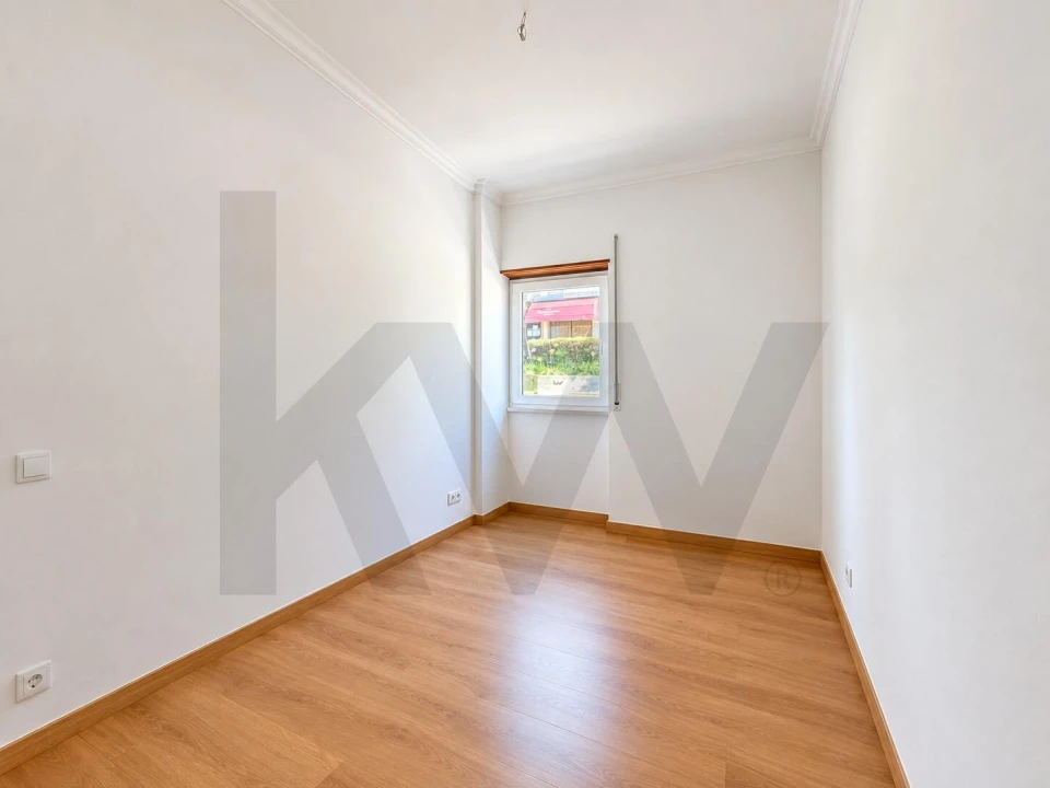 Apartamento T2 para Venda em Carnaxide e Queijas Foto 14