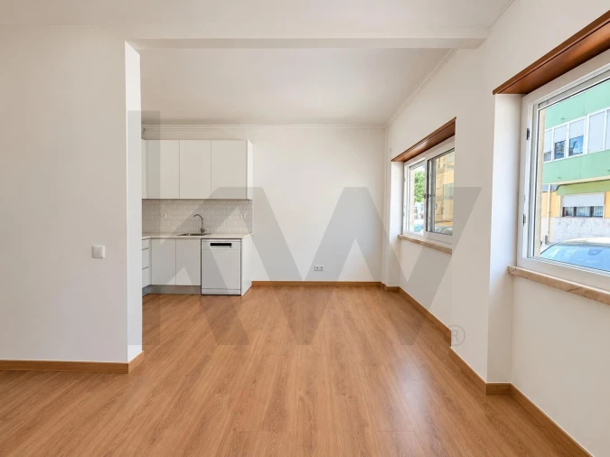 Apartamento T2 para Venda em Carnaxide e Queijas Foto 8