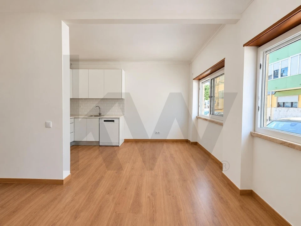 Apartamento T2 para Venda em Carnaxide e Queijas Foto 8