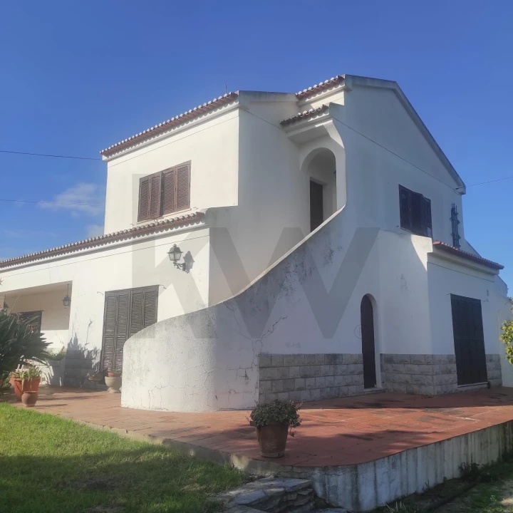 Quinta T4 para Venda em Moita Foto 3