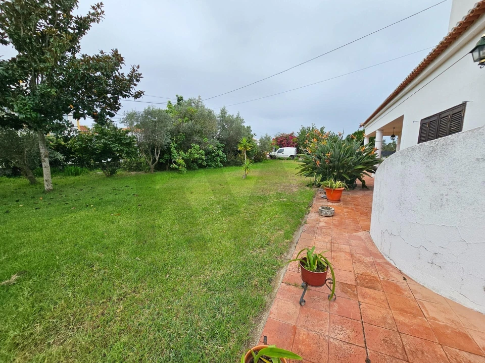 Quinta T4 para Venda em Moita Foto 11