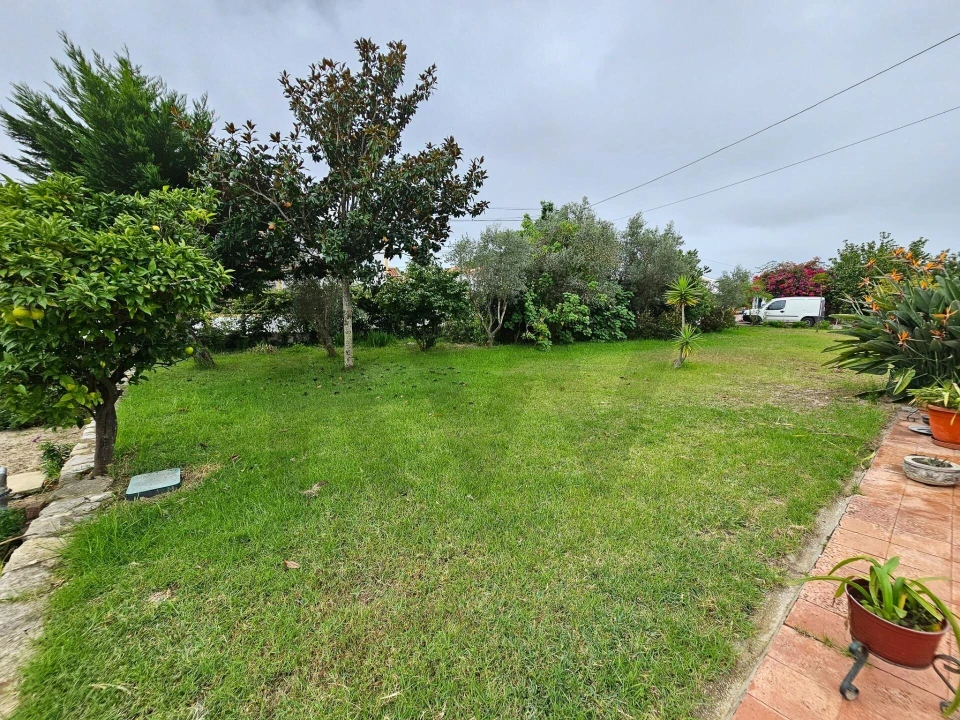 Quinta T4 para Venda em Moita Foto 12