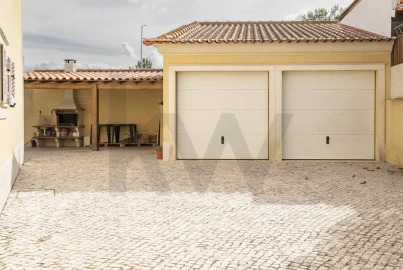 Moradia T5 para Venda em Marvila, Ribeira Santarém, São Salvador, São Nicolau