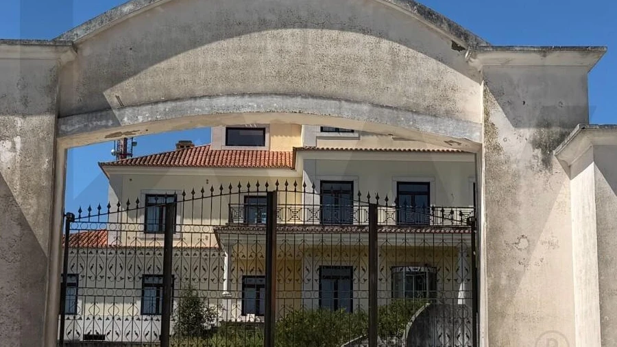 Negócio para Venda em Painho e Figueiros
