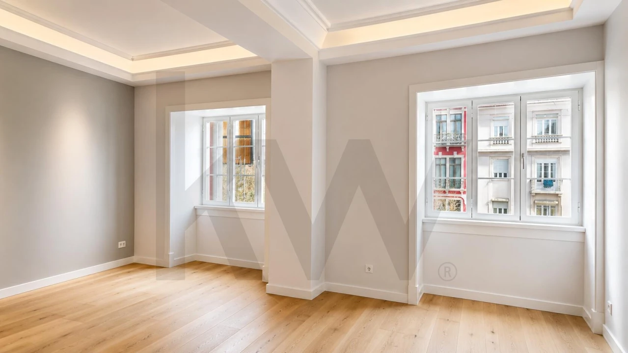Apartamento T2 para Venda em Avenidas Novas Foto 2