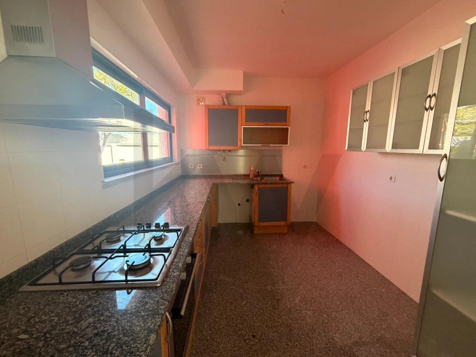 Moradia T3 para Venda em Quinta do Anjo Foto 7
