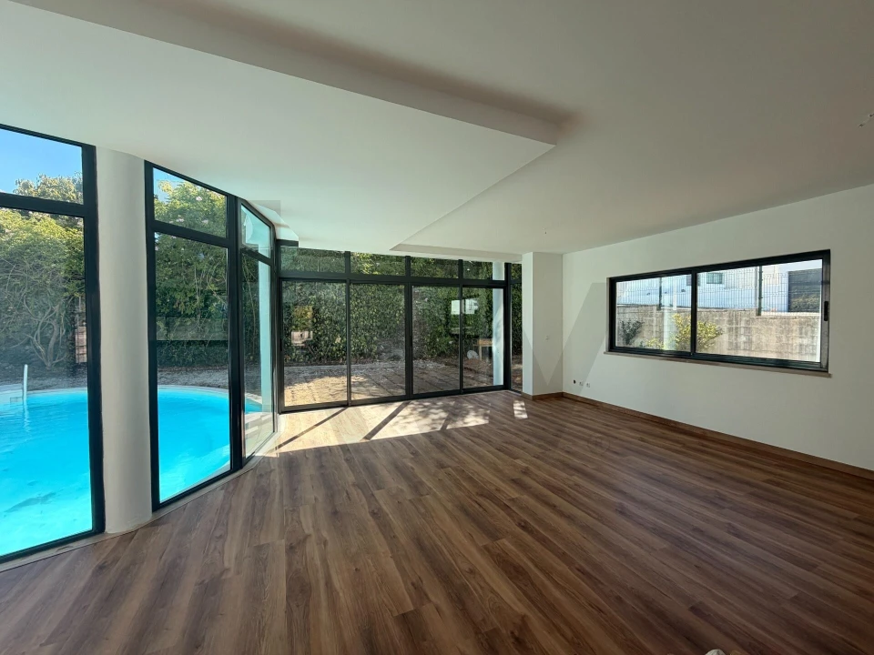 Moradia T3 para Venda em Quinta do Anjo Foto 4