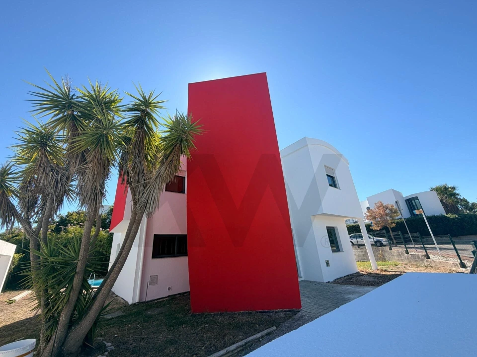 Moradia T3 para Venda em Quinta do Anjo Foto 3