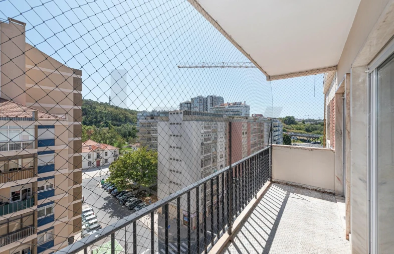 Apartamento T3 para Arrendamento em São Domingos de Benfica Foto 9
