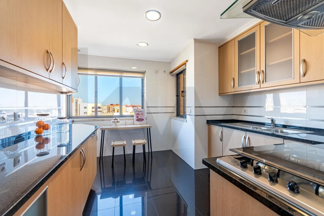 Apartamento T3 para Venda em Odivelas Foto 9