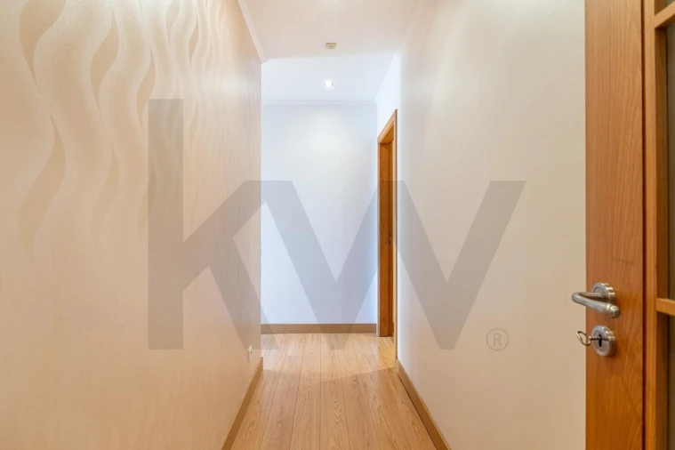 Apartamento T3 para Venda em Odivelas Foto 13