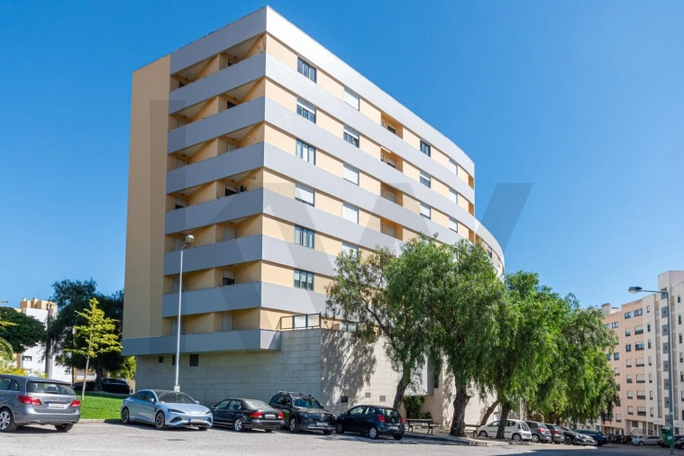 Apartamento T3 para Venda em Odivelas Foto 36