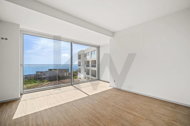 Apartamento T3 para Venda em Camara de Lobos Foto 14