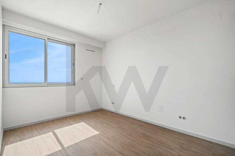 Apartamento T3 para Venda em Camara de Lobos Foto 7
