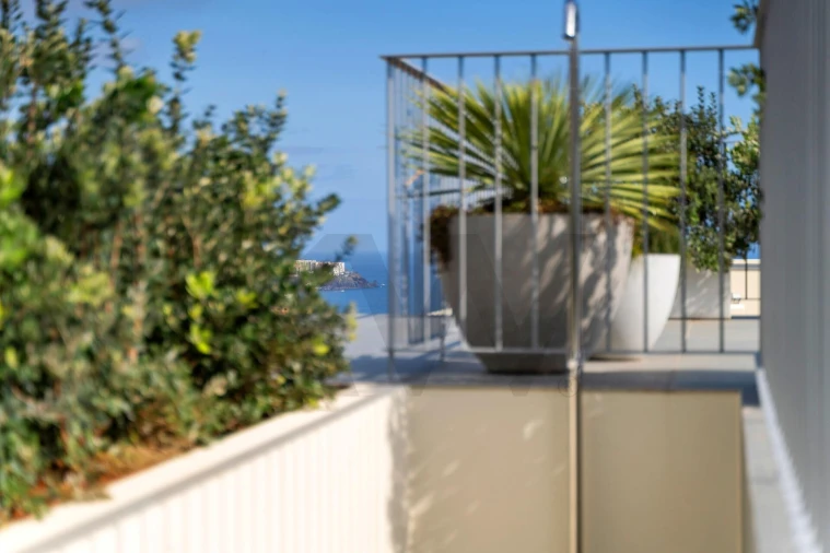 Apartamento T3 para Venda em Camara de Lobos Foto 3
