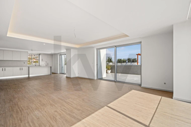 Apartamento T3 para Venda em Camara de Lobos Foto 22