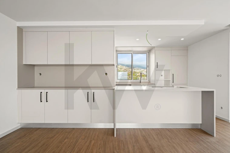 Apartamento T3 para Venda em Camara de Lobos Foto 24