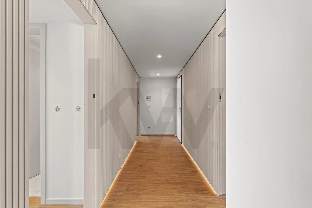 Apartamento T3 para Venda em Camara de Lobos Foto 29