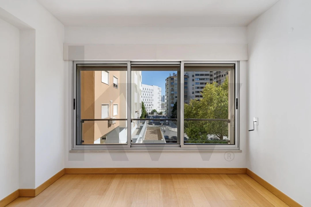 Apartamento T2 para Venda em Olivais Foto 2
