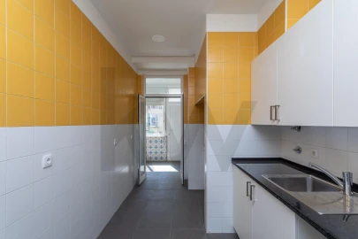 Apartamento T3 para Venda em Avenidas Novas