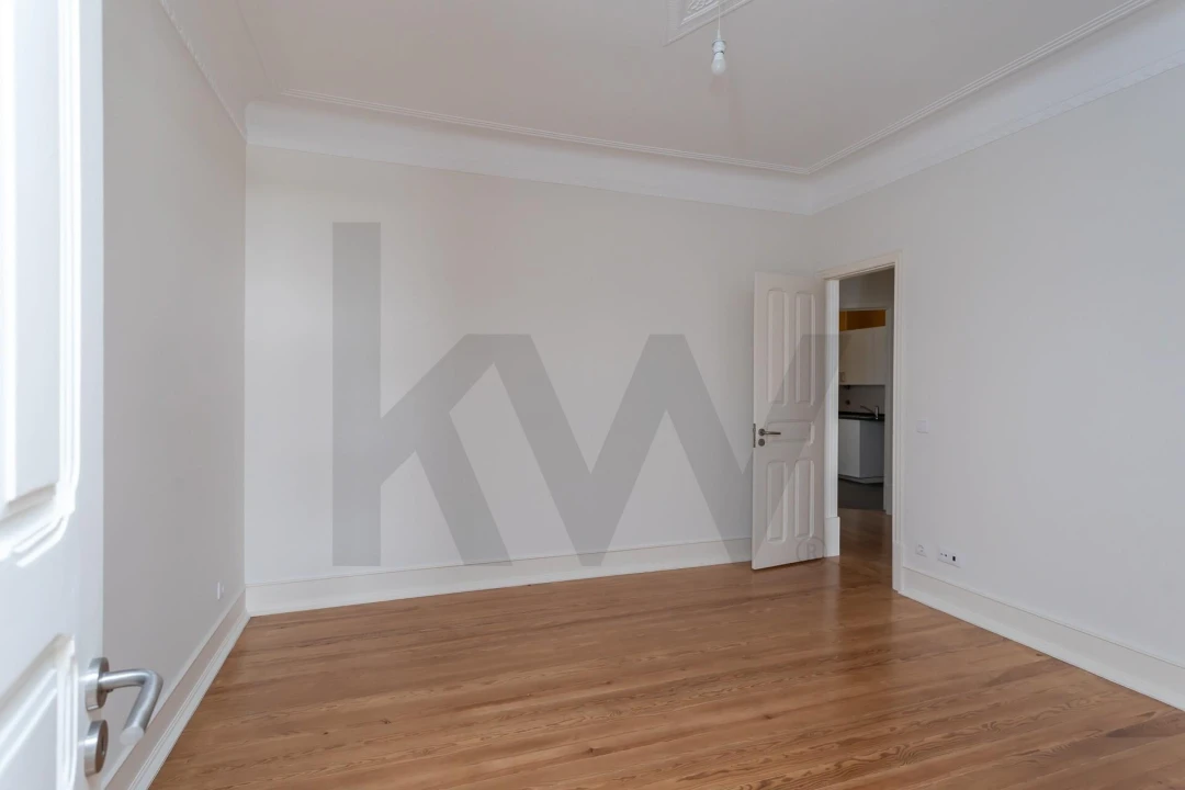 Apartamento T3 para Venda em Avenidas Novas Foto 9