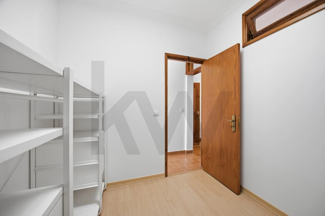 Apartamento T1 para Venda em Estrela Foto 9
