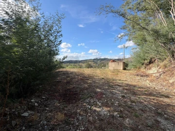 Terreno para Venda em Cerdeira e Moura da Serra