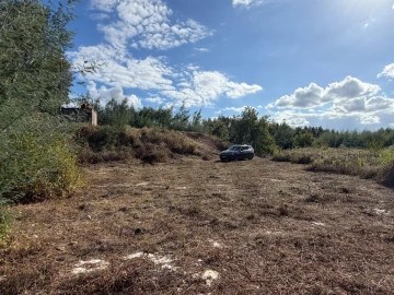 Terreno para Venda em Cerdeira e Moura da Serra
