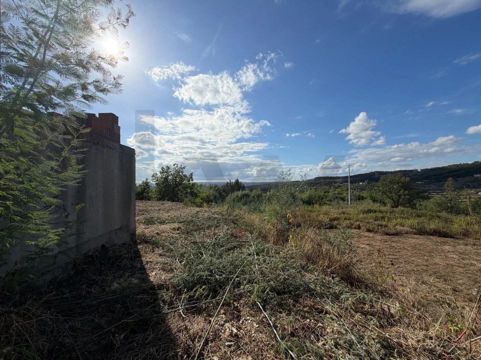 Terreno para Venda em Cerdeira e Moura da Serra Foto 11