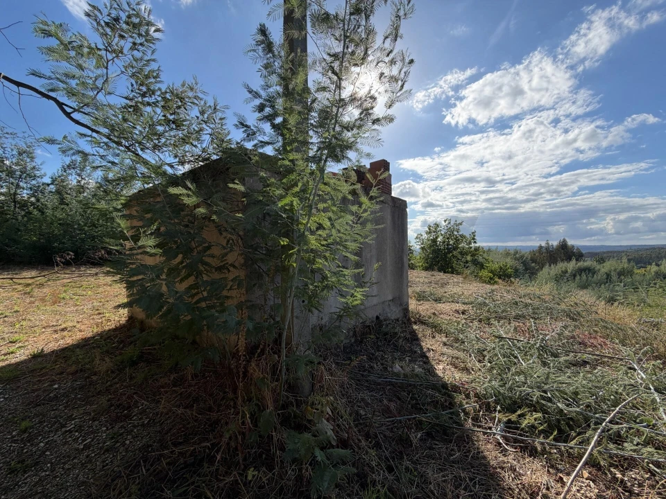 Terreno para Venda em Cerdeira e Moura da Serra Foto 9