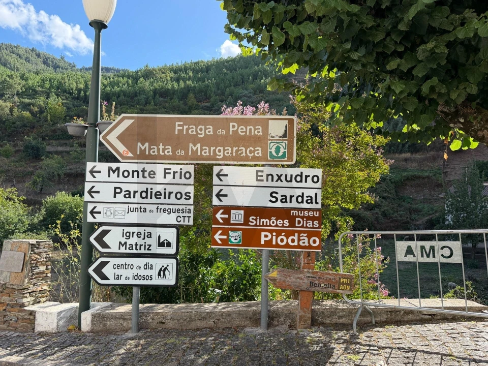 Terreno para Venda em Cerdeira e Moura da Serra Foto 22