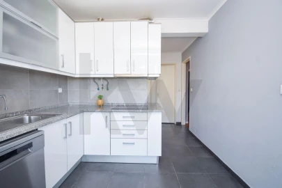 Apartamento T3 para Arrendamento em Moscavide e Portela