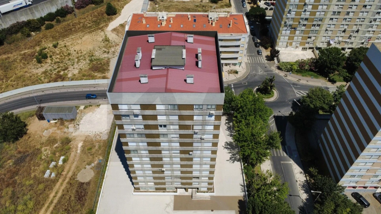 Apartamento T3 para Arrendamento em Moscavide e Portela Foto 28